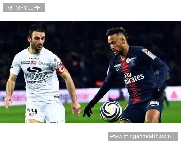 甘冈与昂热对决前瞻分析双方近期状态及战术布局探讨